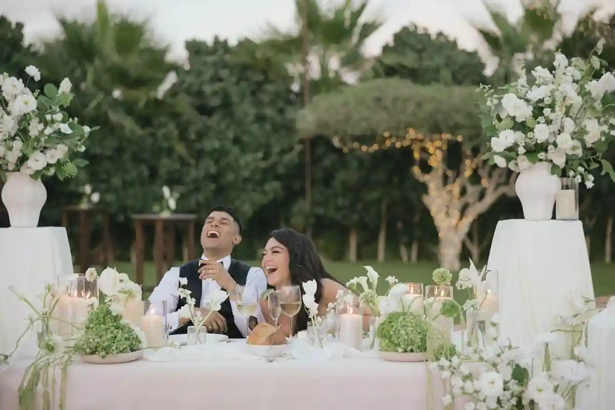 A Classic Wedding for Emani and Carlos