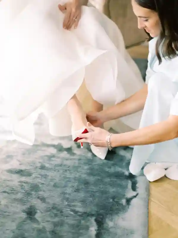 A Classic Wedding for Emily and Chris