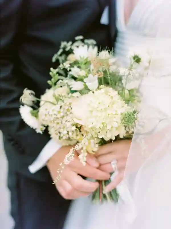 A Classic Wedding for Emily and Chris