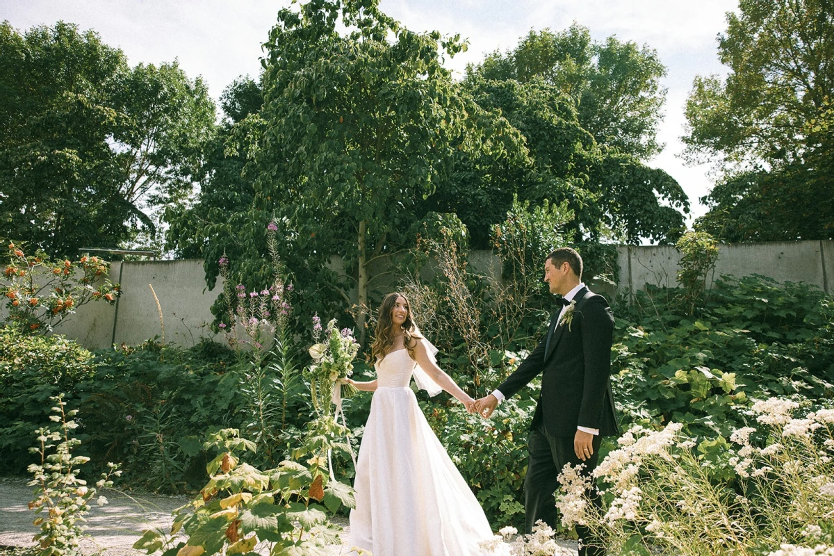 A Modern Wedding for Emily and Jared