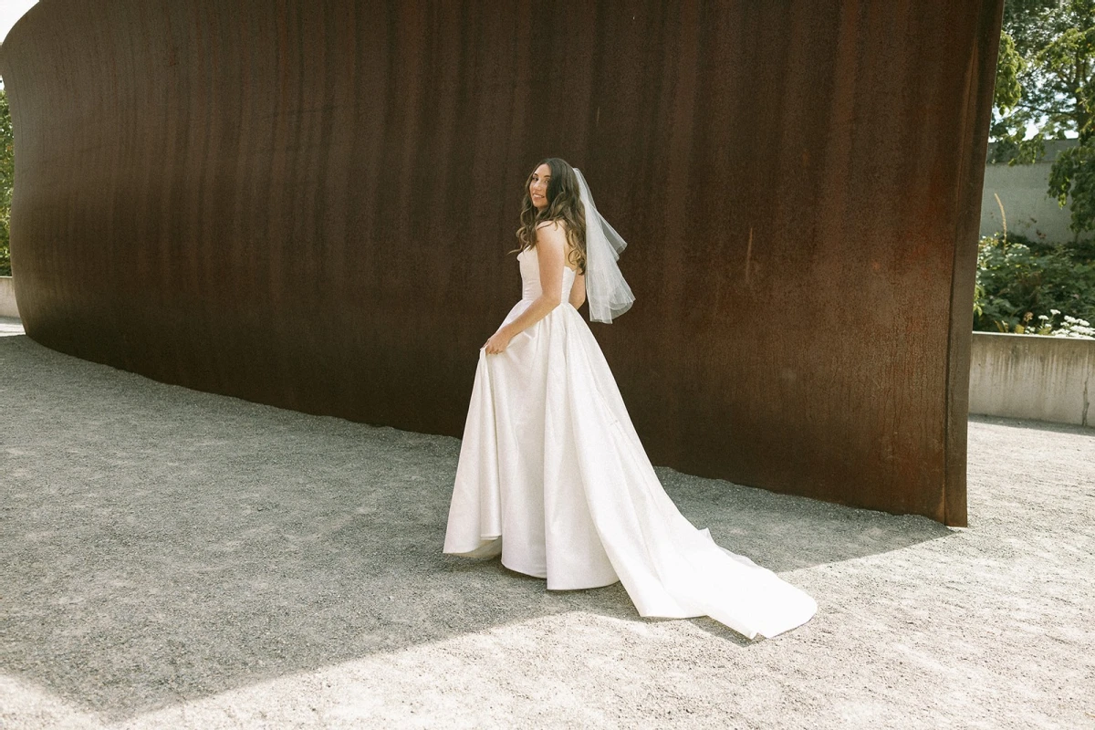 A Modern Wedding for Emily and Jared