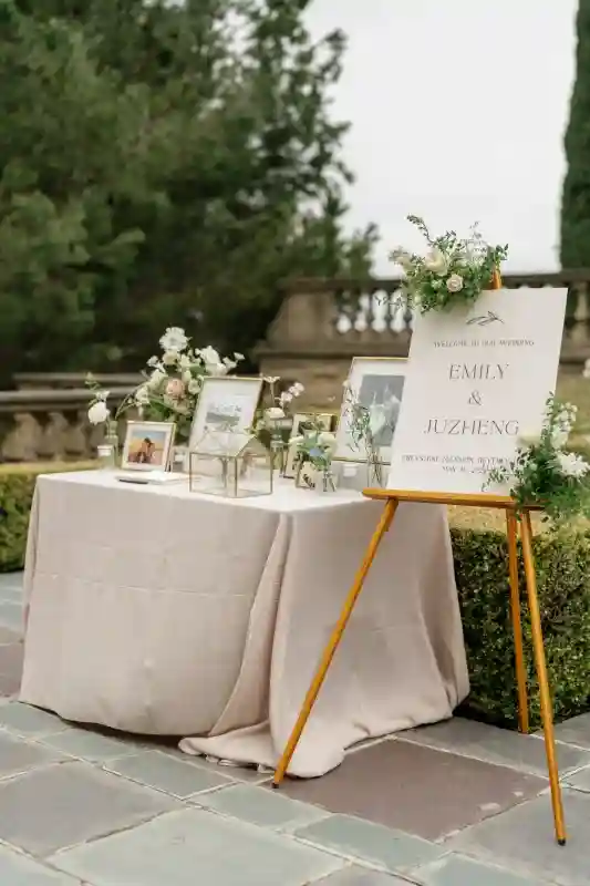 A Garden Wedding for Emily and Juzheng
