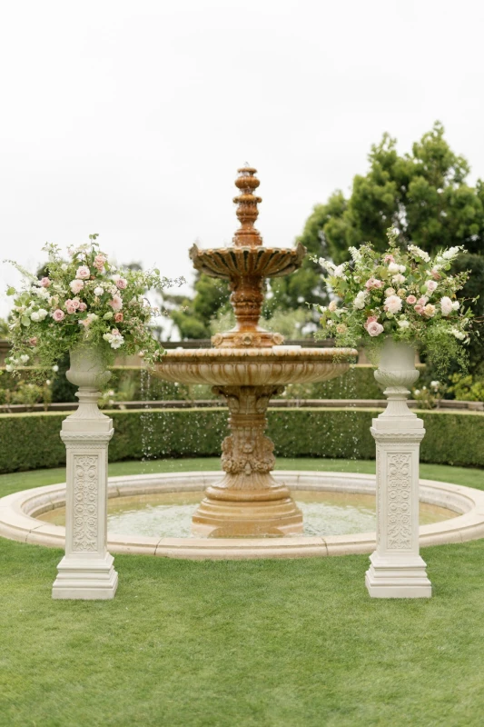 A Garden Wedding for Emily and Juzheng