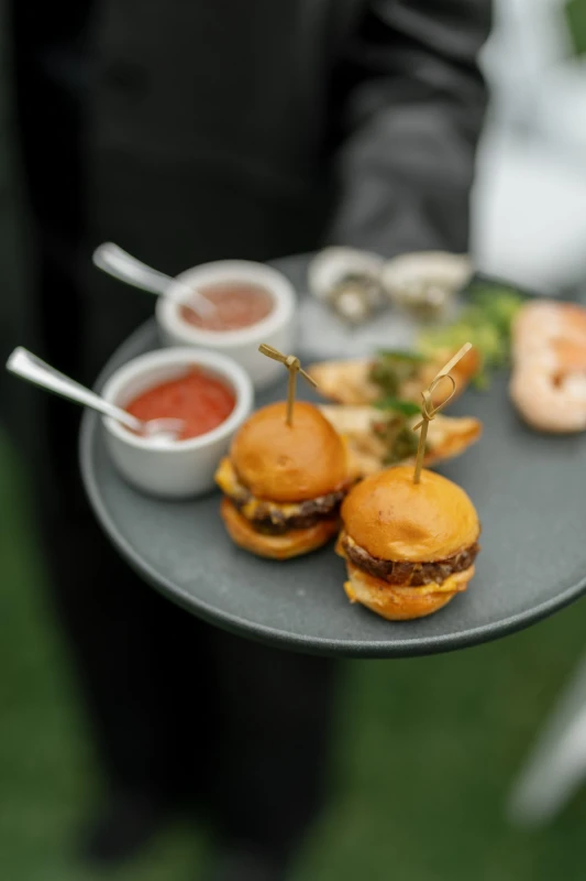 A Garden Wedding for Emily and Juzheng