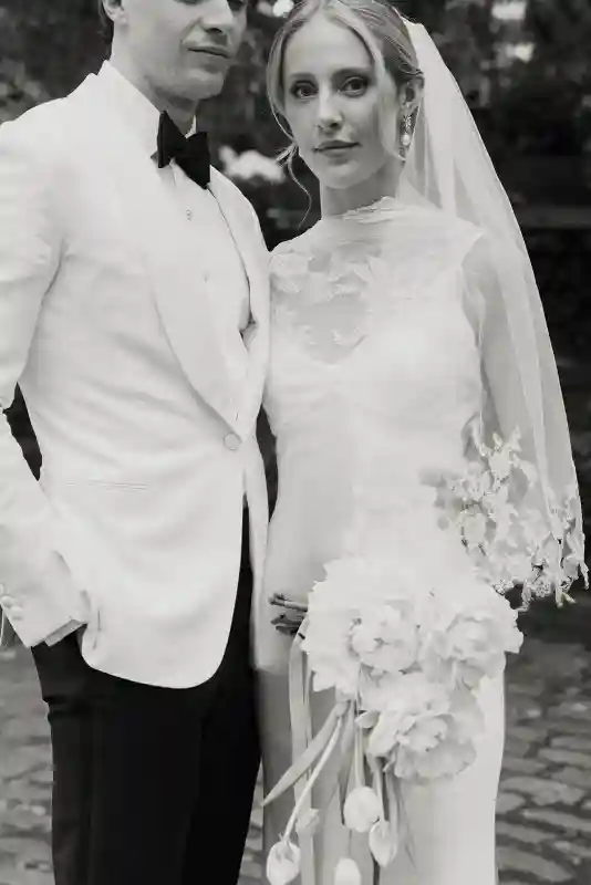 An Edgy Wedding for Emily and Simon