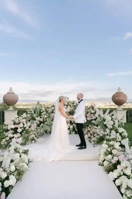A Classic Wedding for Emma and James