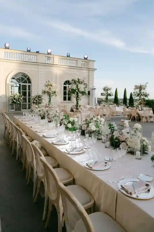 A Classic Wedding for Emma and James