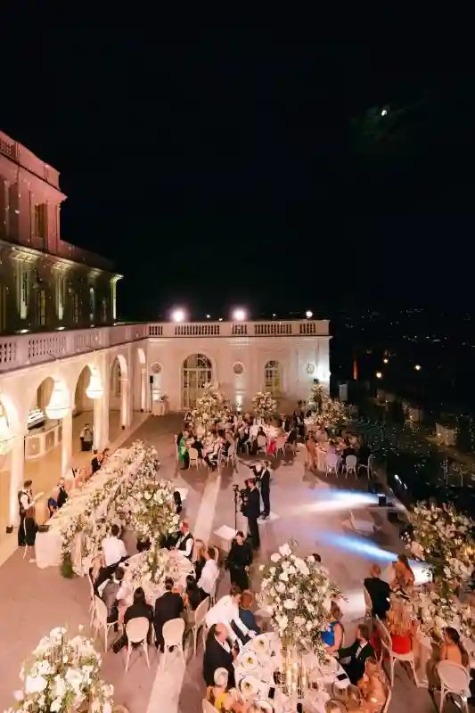 A Classic Wedding for Emma and James