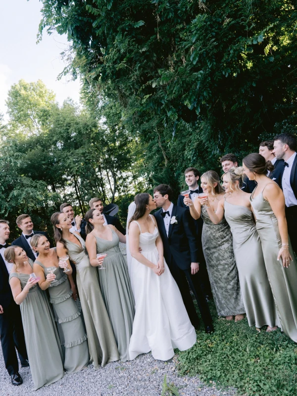 A Classic Wedding for Emma and Nick