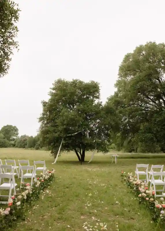 A Backyard Wedding for Emma and Philip