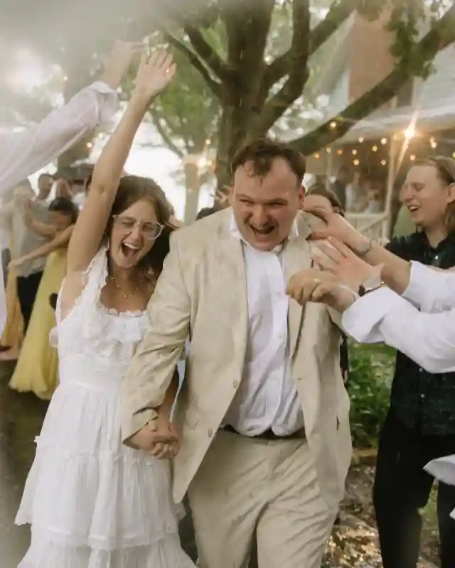 A Backyard Wedding for Emma and Philip