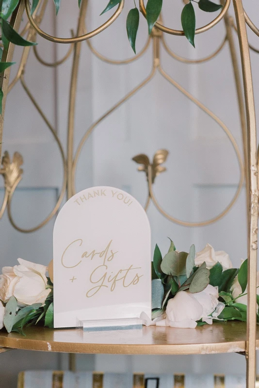 A Classic Wedding for Emma and Robert