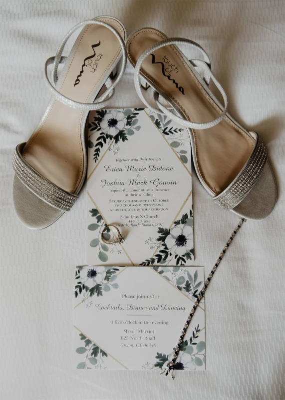 A Classic Wedding for Erica and Josh