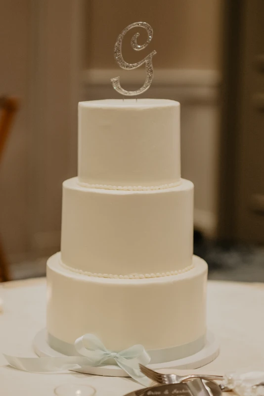 A Classic Wedding for Erica and Josh