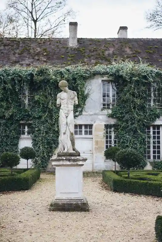 A Luxury Wedding for Esther and Samuel