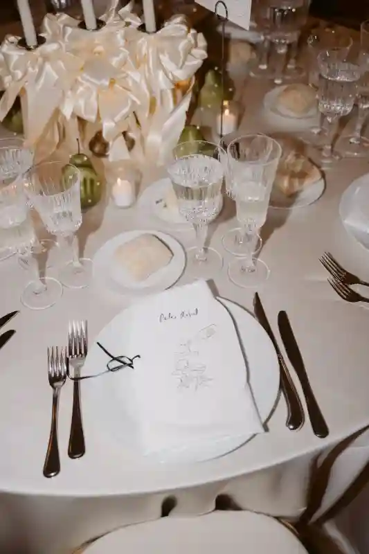 A Classic Wedding for Cece and Bo