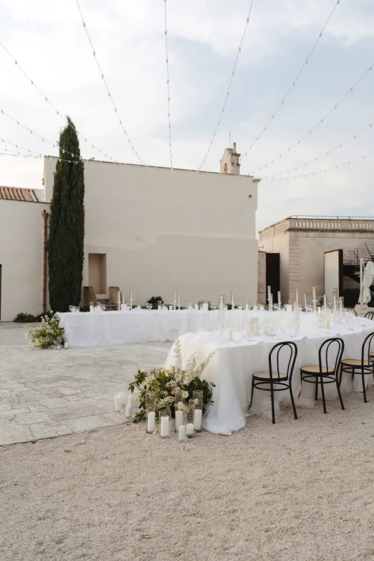 A Timeless Wedding for Eva and Taylor