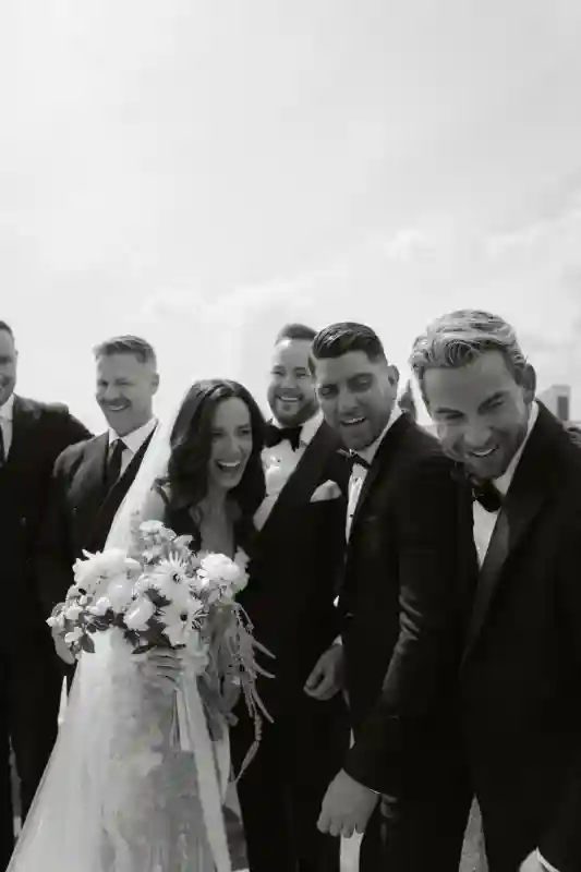 A Timeless Wedding for Eva and Taylor