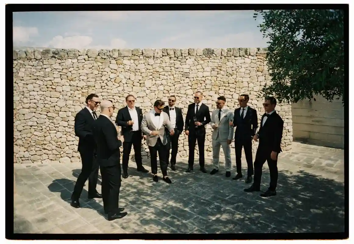 A Timeless Wedding for Eva and Taylor