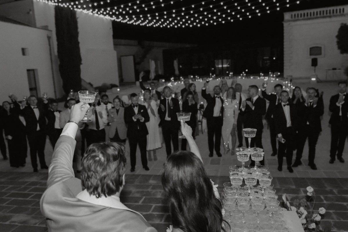 A Timeless Wedding for Eva and Taylor