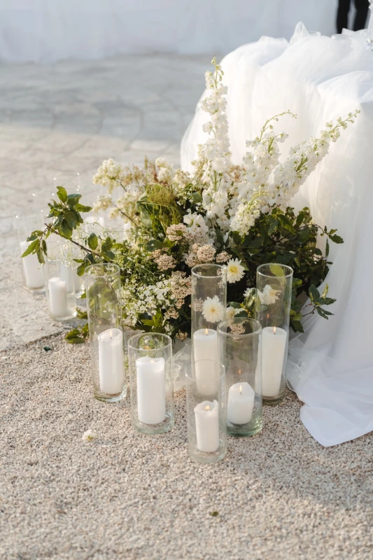 A Timeless Wedding for Eva and Taylor