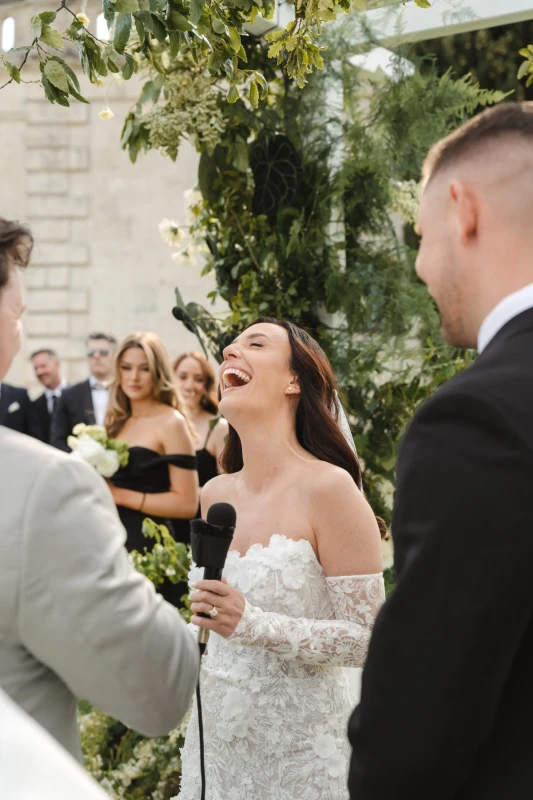 A Timeless Wedding for Eva and Taylor