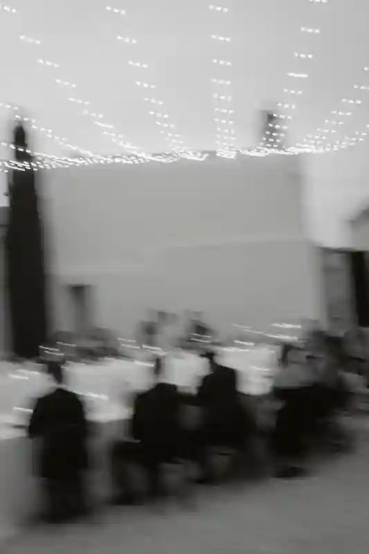 A Timeless Wedding for Eva and Taylor