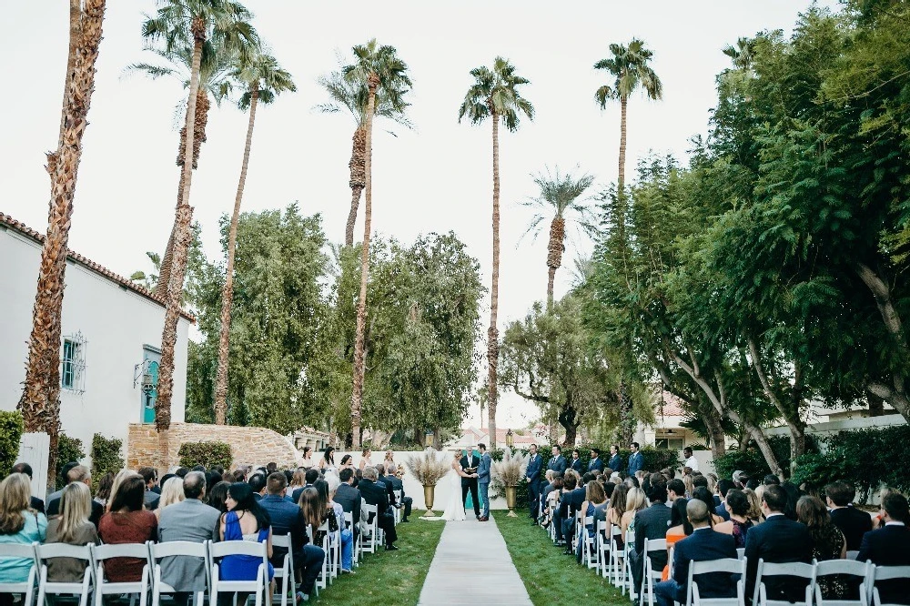 An Outdoor Wedding for Stephanie and Roger