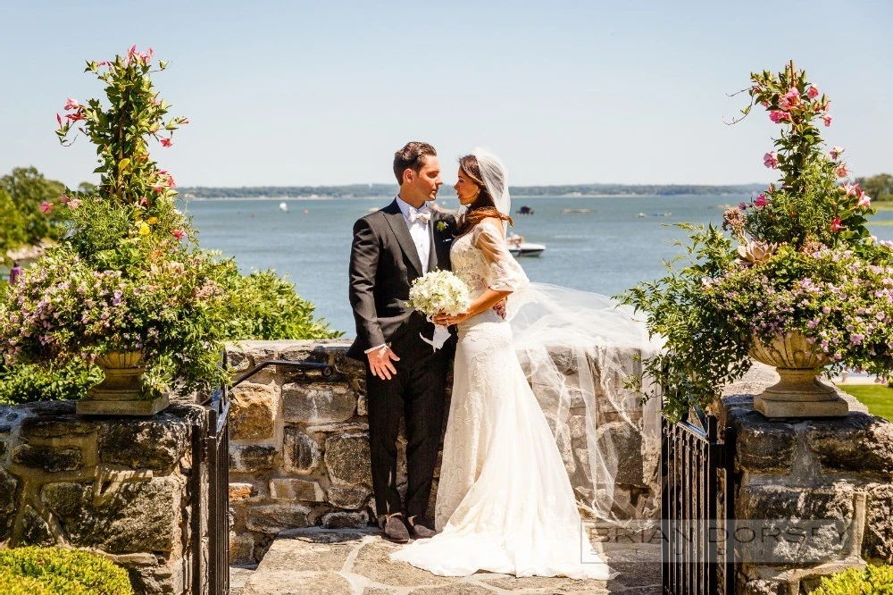 An Indoor Wedding for Johanna and Sam