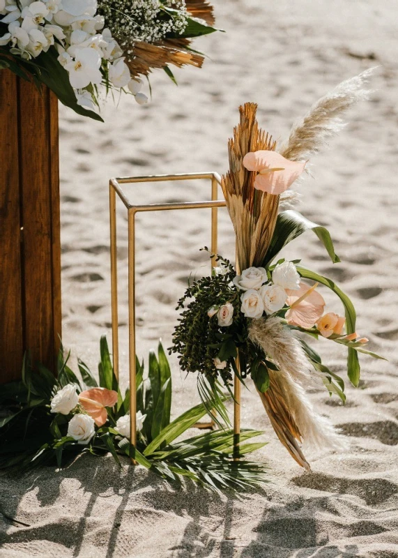 A Beach Wedding for Via and George