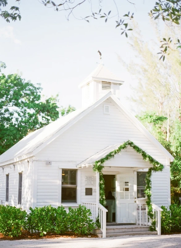 A Waterfront Wedding for Stephanie and Samuel