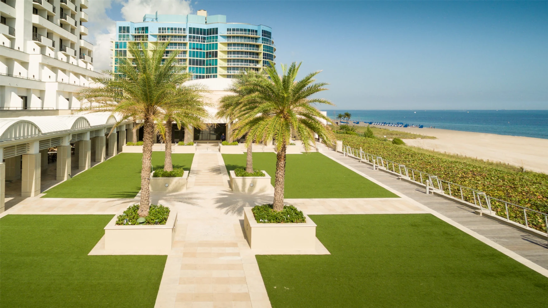 Fort Lauderdale Marriott Harbor Beach Resort & Spa