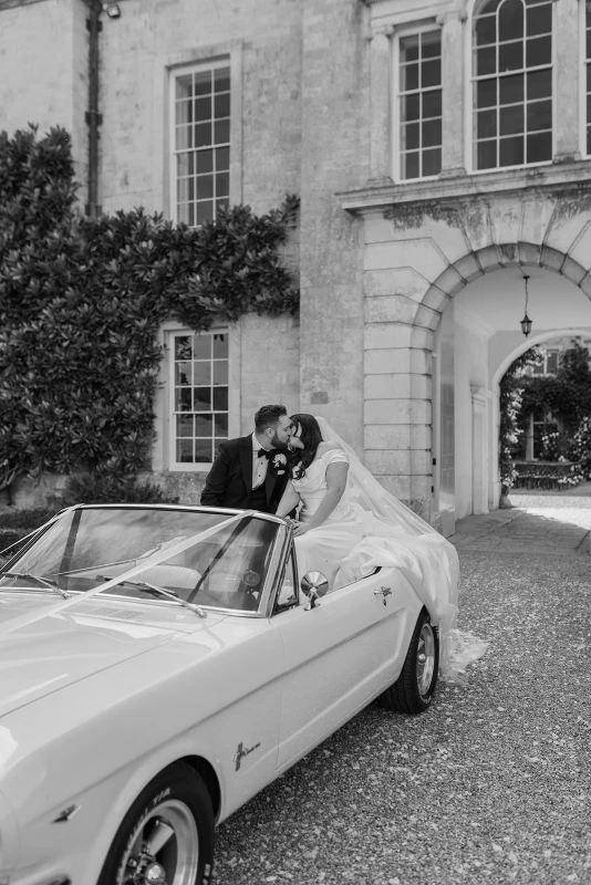 A Glam Wedding for Francesca and Josh