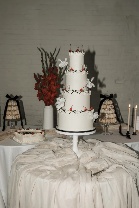 A Glam Wedding for Francesca and Josh