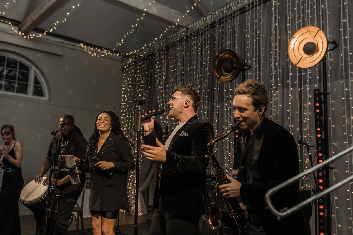 A Glam Wedding for Francesca and Josh