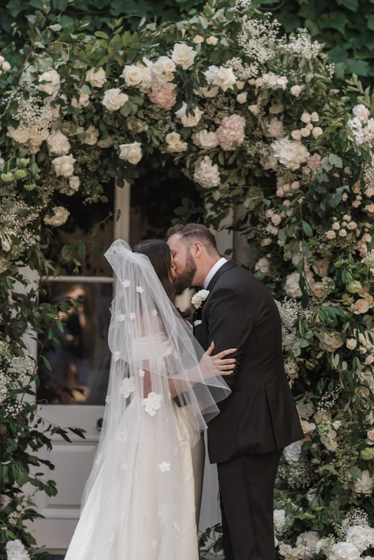 A Glam Wedding for Francesca and Josh