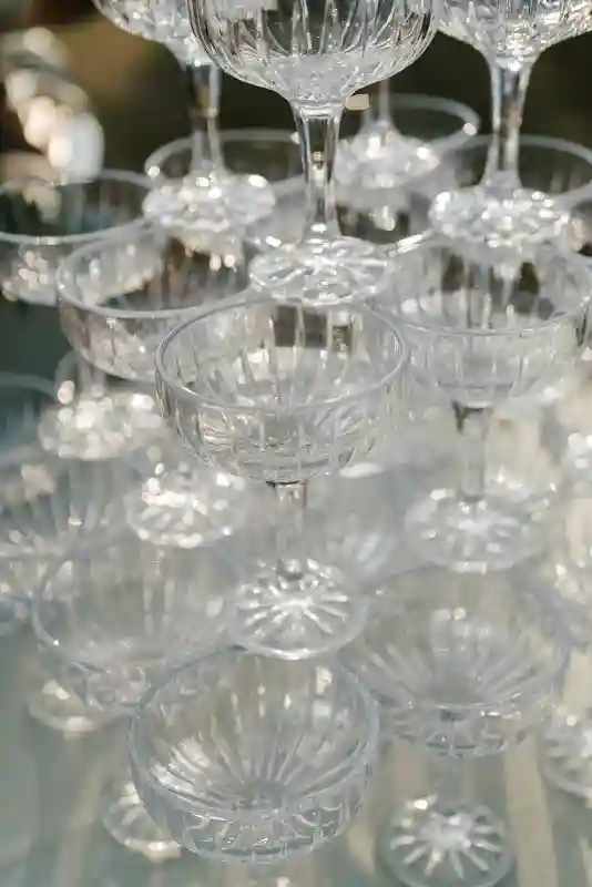 A Waterfront Wedding for Francesca and Kyle