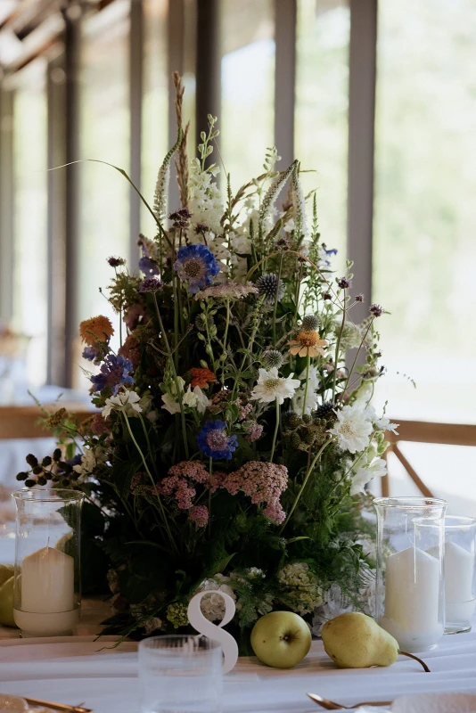 A Wildflower Wedding for Franzisca and Stefan