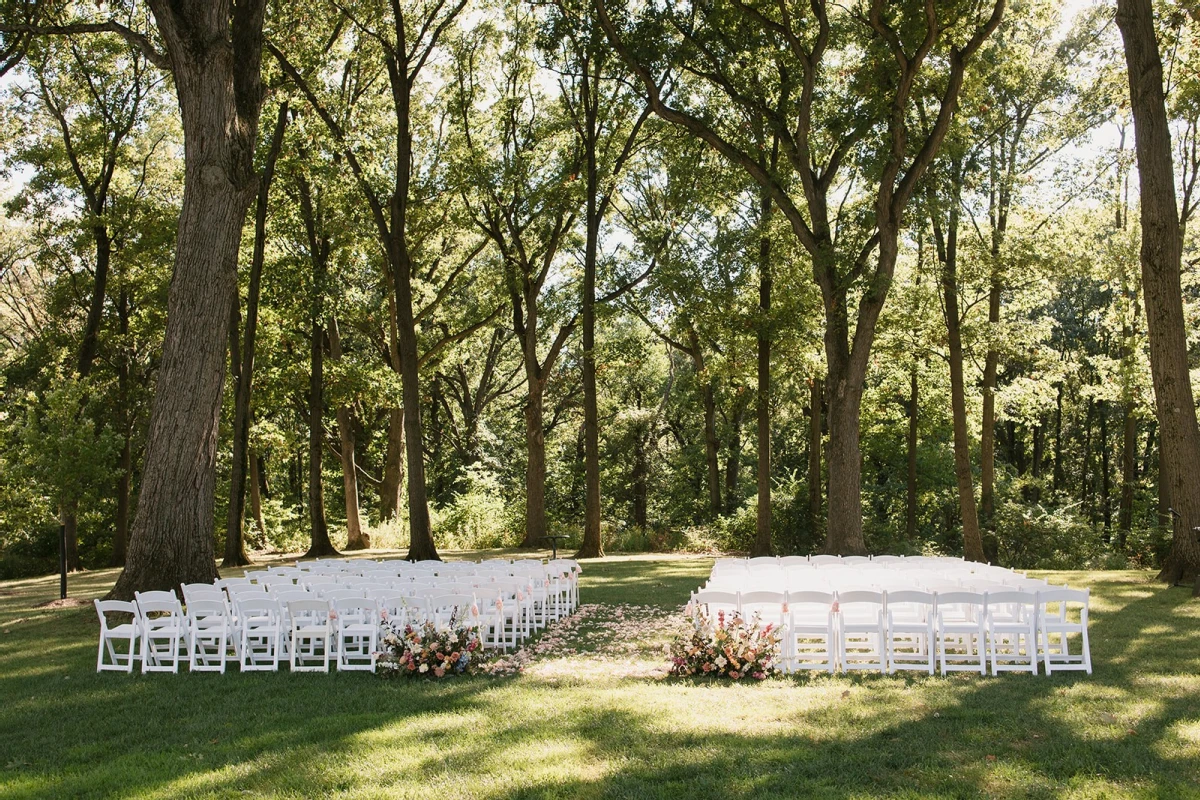 A Colorful Wedding for Gabriela and John