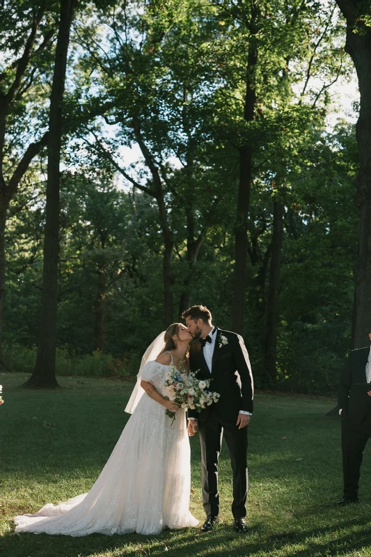 A Colorful Wedding for Gabriela and John