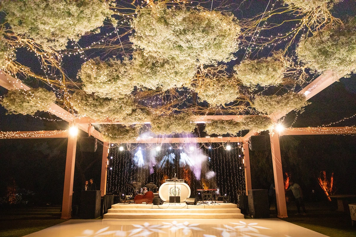 A Glam Wedding for Gaby and Oliver 