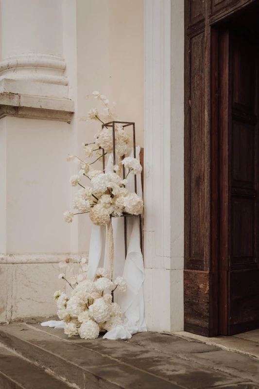 A Classic Wedding for Gaëlle and Federico