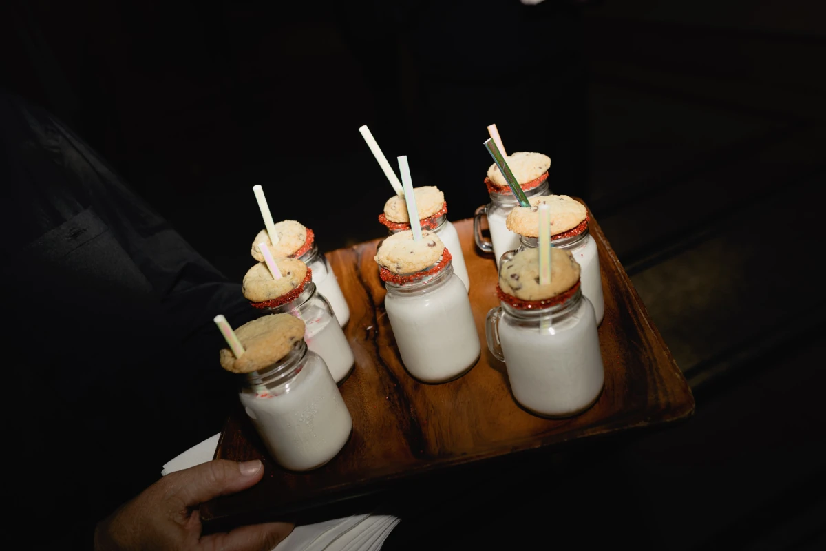 A Holiday Wedding for Gillian  and Evan 