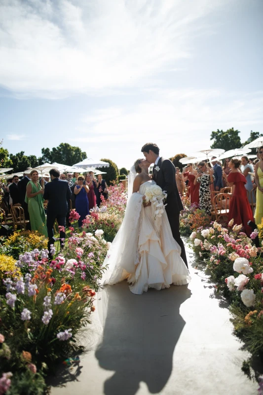 A Vibrant Wedding for Giovanna and Alexandre