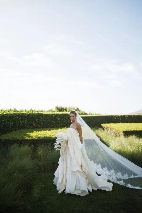A Vibrant Wedding for Giovanna and Alexandre