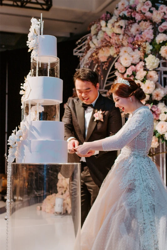 A Glam Wedding for Gloria and Enzo