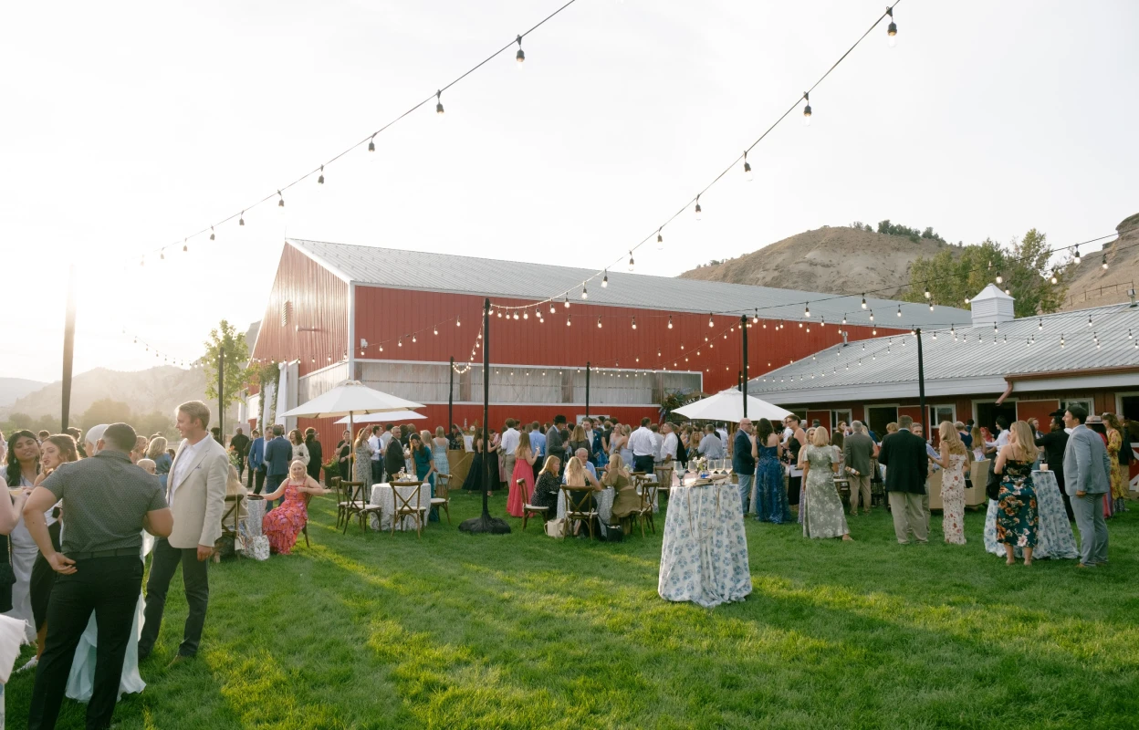 A Barn Wedding for Grace and Alex