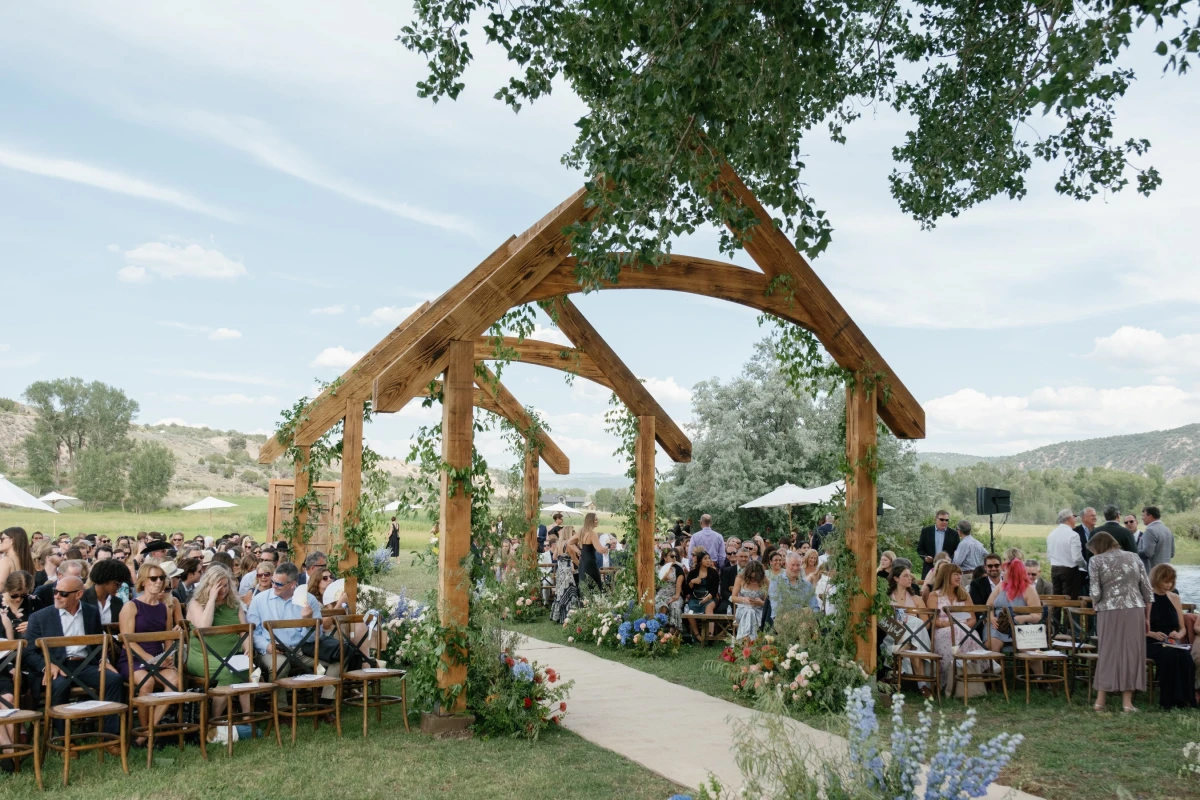 A Barn Wedding for Grace and Alex