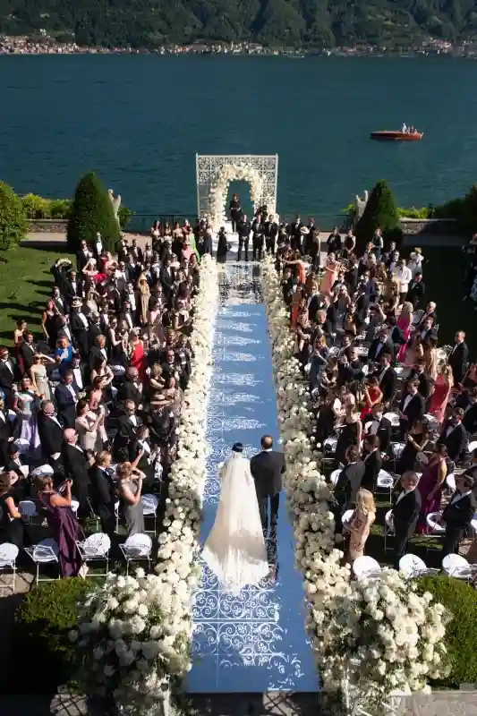 A Glam Wedding for Grace and Benedikt