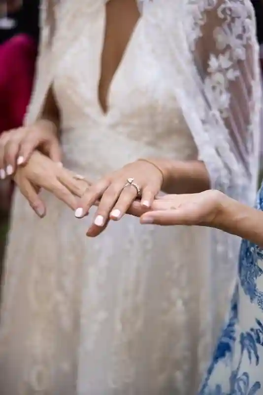 A Glam Wedding for Grace and Benedikt